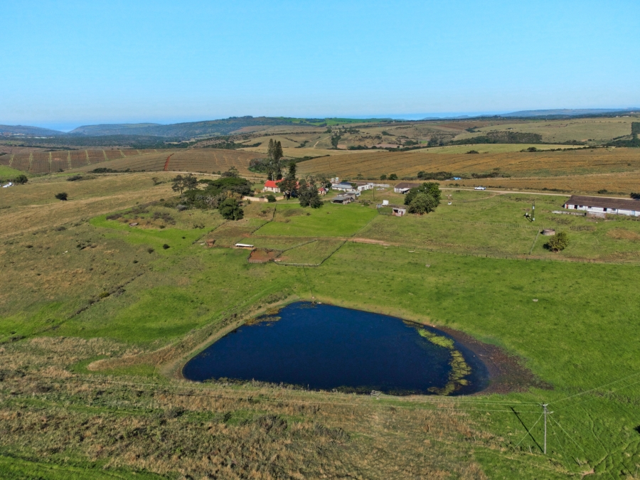 5 Bedroom Property for Sale in East London Rural Eastern Cape